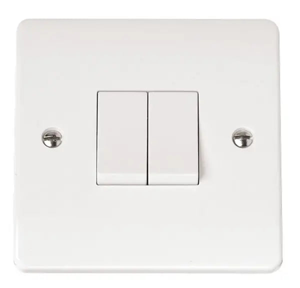 Click Scolmore - Light Switch 10A 2G 2 Way